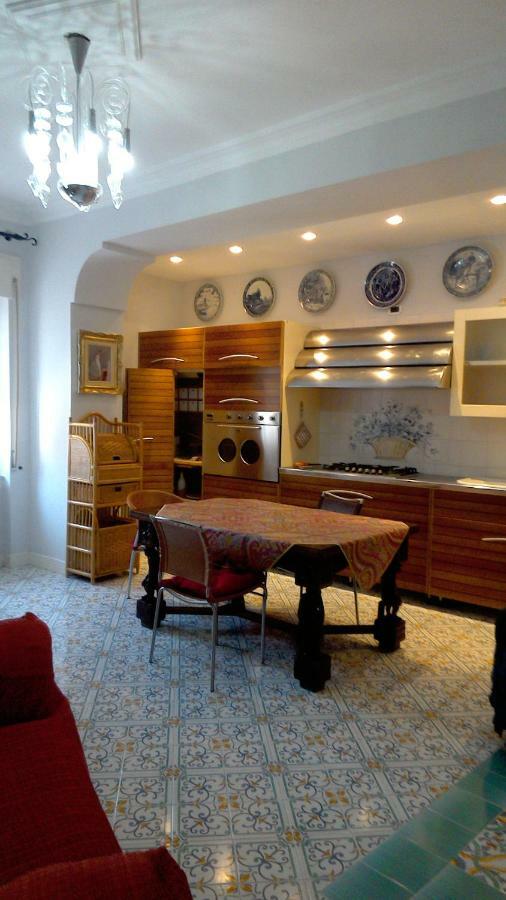 Ferienwohnung Le Stanze Di Mamma Pia Casal Velino Exterior foto